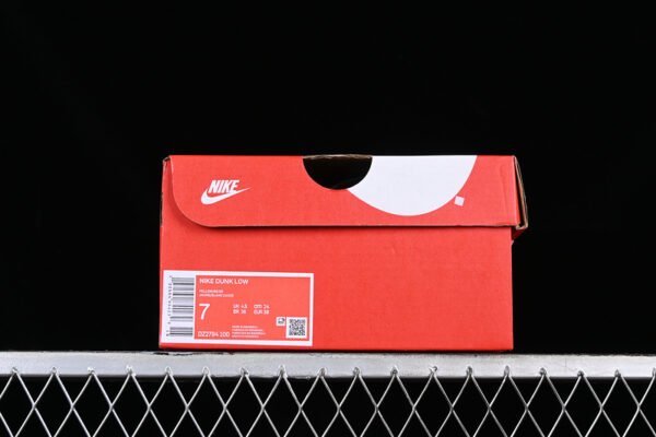 DUNK LOW TWIST COCONUT MILK_WHITE_VIVID SULFUR