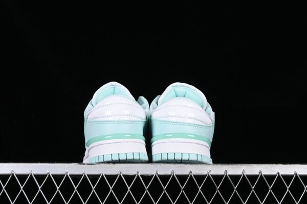 DUNK LOW TWIST SUMMIT WHITE_JADE ICE