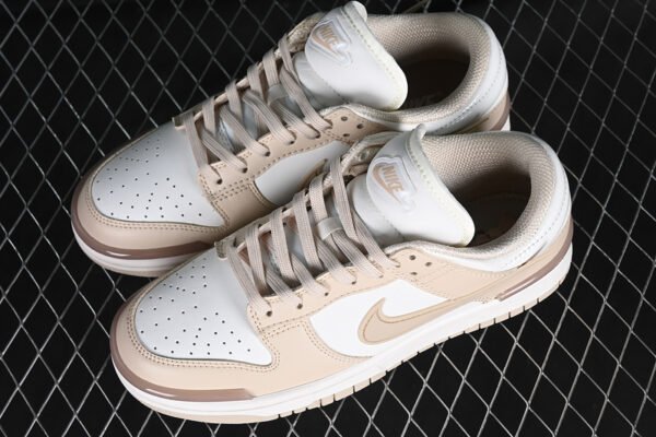 DUNK LOW TWIST SAIL_PINK OXFORD_SAIL_SANDDRIFT
