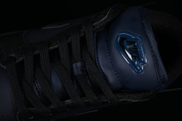DUNK LOW TWIST DARK OBSIDIAN_BLACK_BLACK