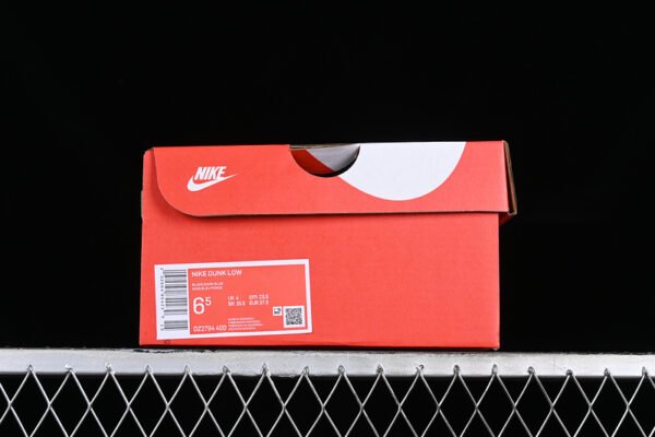DUNK LOW TWIST DARK OBSIDIAN_BLACK_BLACK
