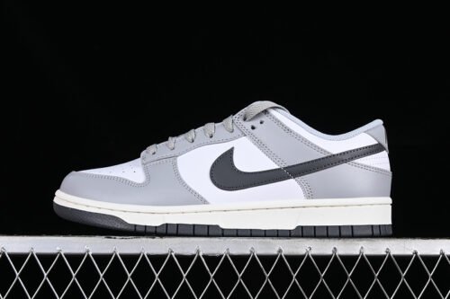 DUNK LOW GS WHITE_LIGHT CARBON_PLATINUM TINT_PURE PLATINUM