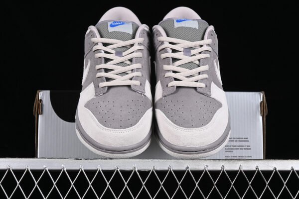 DUNK LOW PRO SB LONDON SOFT-GREY_MAGNET