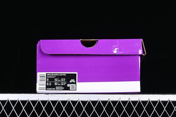 DUNK LOW SB BLACK_WHITE_BLACK_GUM LIGHT BROWN]