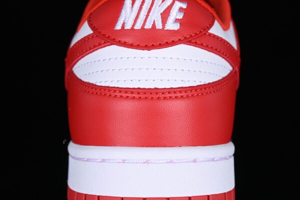 DUNK LOW RETRO SP ST JOHN S WHITE_UNIVERSITY RED