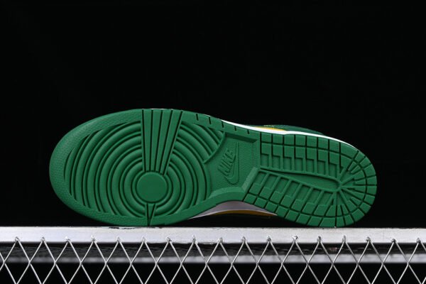 DUNK LOW SP BRAZIL 2020 VARSITY MAIZE_PINE GREEN_WHITE