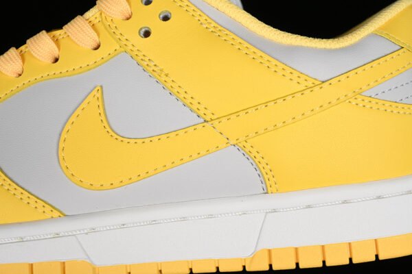 DUNK LOW WHITE_YELLOW