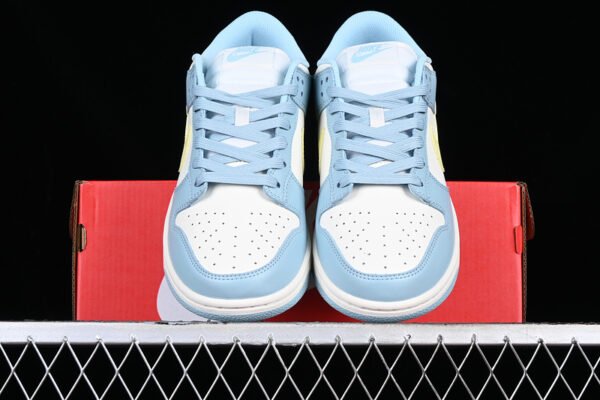 DUNK LOW SAIL_CITRON TINT_OCEAN BLISS_LIGHT SILVER