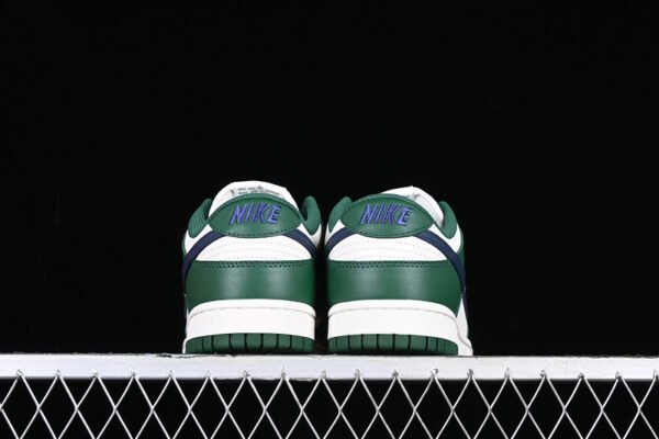DUNK LOW GORGE GREEN