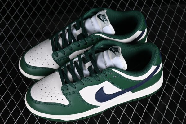 DUNK LOW GORGE GREEN