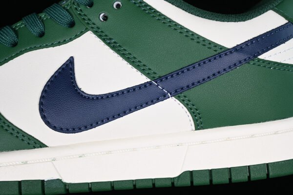 DUNK LOW GORGE GREEN_PHANTOM_MIDNIGHT NAVY