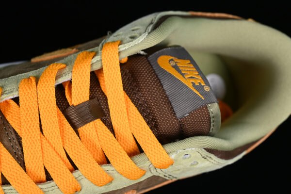 DUNK LOW DUSTY OLIVE_PRO GOLD
