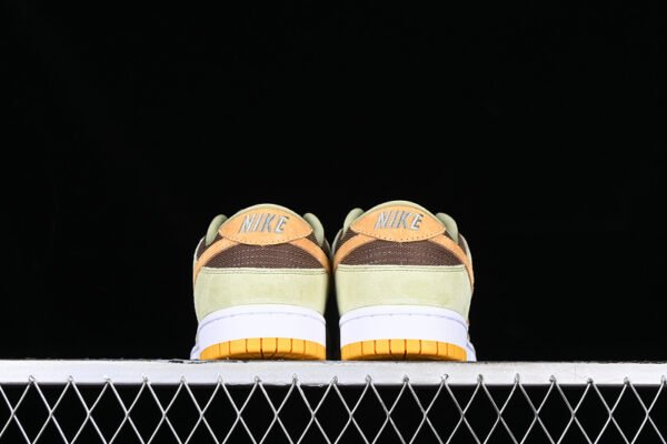 DUNK LOW DUSTY OLIVE_PRO GOLD