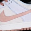 DUNK LOW PREMIUM FOSSIL ROSE PHANTOM_FOSSIL ROSE_AURA_SUMMIT WHITE