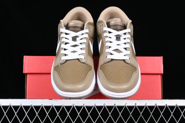 DUNK LOW JUDGE GREY KHAKI_WHITE_HAZEL RUSH