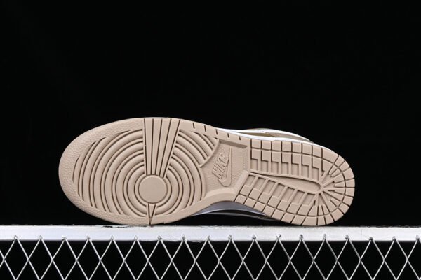 DUNK LOW JUDGE GREY KHAKI_WHITE_HAZEL RUSH