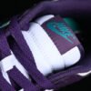 DUNK LOW CHENILLE SWOOSH SAIL_NEPTUNE GREEN_GRAND PURPLE_GRAND PURPLE