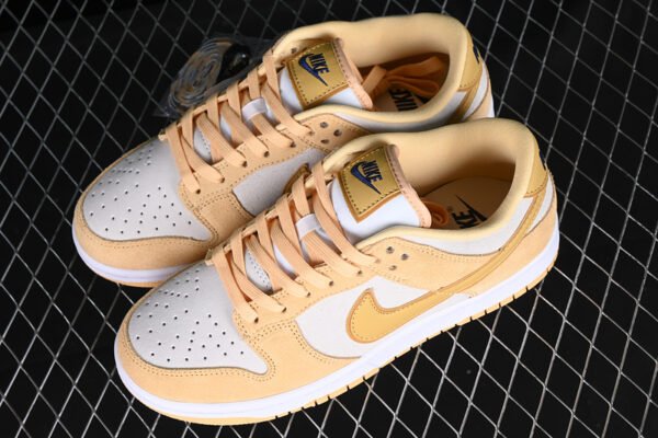 DUNK LOW LX CELESTIAL GOLD_WHEAT GOLD_SAIL_GOLD SUEDE_MIDNIGHT NAVY_WHITE