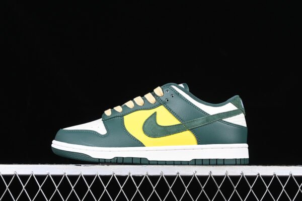 DUNK LOW SAIL_OPTI YELLOW_PICANTE RED_NOBLE GREEN