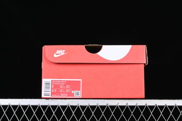 DUNK LOW SAIL_OPTI YELLOW_PICANTE RED_NOBLE GREEN