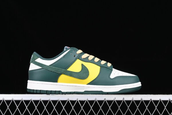 DUNK LOW SAIL_OPTI YELLOW_PICANTE RED_NOBLE GREEN