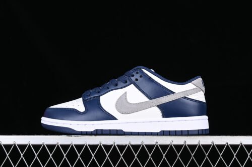 DUNK LOW MIDNIGHT NAVY_LIGHT SMOKE GREY_SUMMIT WHITE