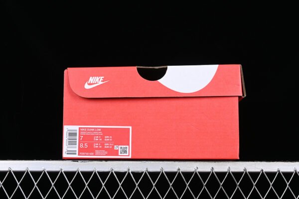 DUNK LOW MIDNIGHT NAVY_LIGHT SMOKE GREY_SUMMIT WHITE