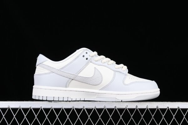 DUNK LOW NEEDLEWORK SAIL_TAWNY_METALLIC SILVER_PHOTON DUST