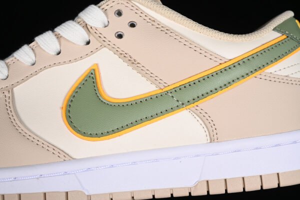 DUNK LOW PALE IVORY_OIL GREEN_WHITE_LASER ORANGE_SANDDRIFT
