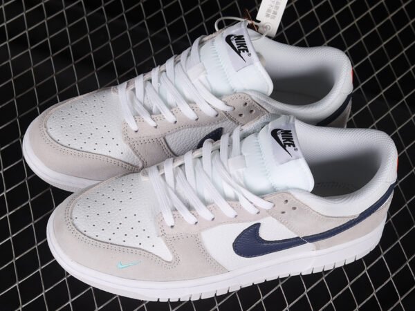 DUNK LOW SB BLACK_BLUE_WHITE_GREY