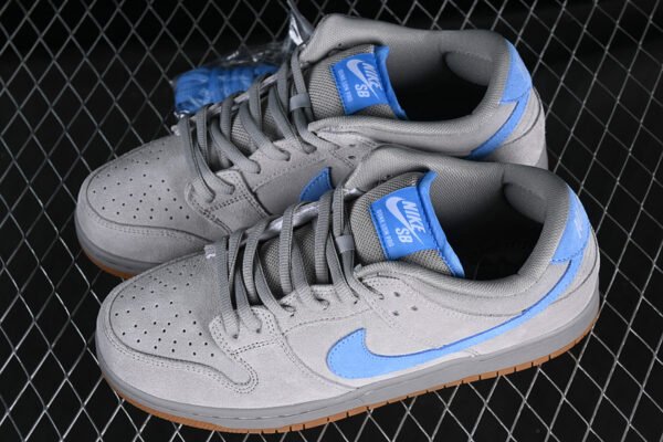 DUNK LOW PRO SB IRON LOW MEDIUM GREY_UNIVERSITY BLUE