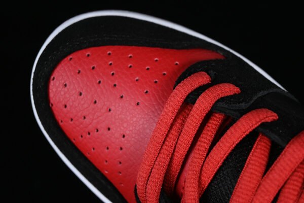 DUNK LOW PRO SB JPACK BLACK_UNIVERSITY RED-BLACK