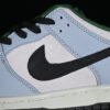 DUNK LOW PREMIUM SB MAPLE LEAF DOVE GREY_GORGE GREEN_BLACK