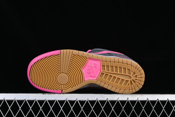 DUNK LOW PREMIUM SB QS DISPOSABLE BLACK_PINK FOIL