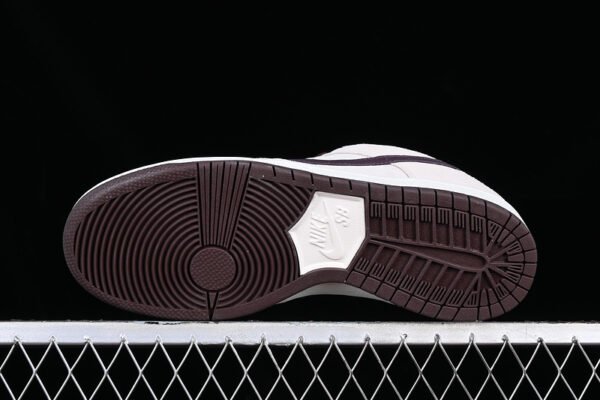 DUNK LOW PRO SB DESERT SAND_MAHOGANY