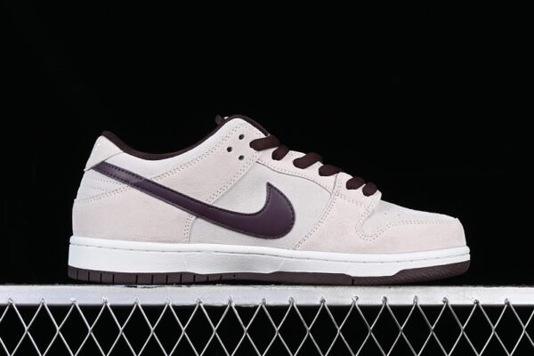 DUNK LOW PRO SB DESERT SAND_MAHOGANY