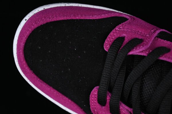 DUNK LOW PRO SB RED PLUM_BLACK_TAXI_CITRON