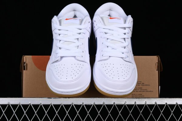 DUNK LOW PRO ISO SB ORANGE LABEL WHITE_NAVY_WHITE_SAFETY ORANGE
