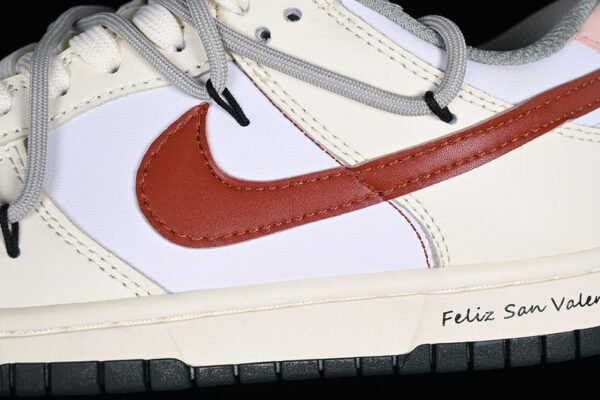 DUNK LOW RETRO WHITE_BEIGE_RED