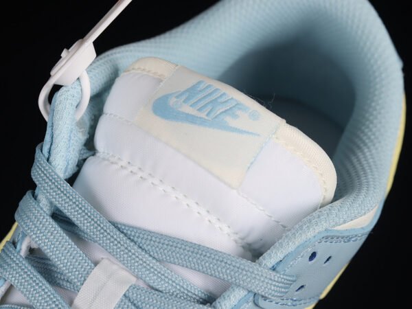 DUNK LOW CITRON TINT WHITE_YELLOW_BLUE