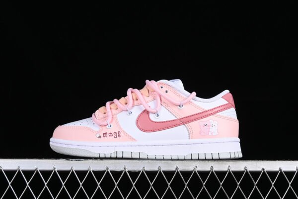 DUNK LOW SB LOW TOP CASUAL SNEAKERS WHITE_PINK