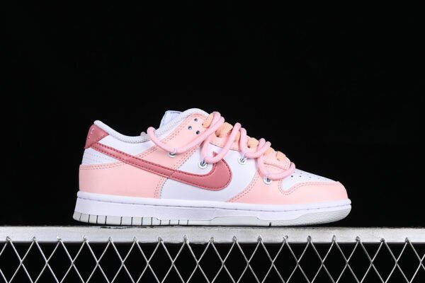 DUNK LOW SB LOW TOP CASUAL SNEAKERS WHITE_PINK