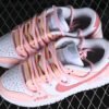 DUNK LOW SB LOW TOP CASUAL SNEAKERS WHITE_PINK
