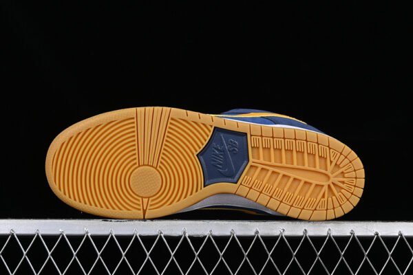 DUNK LOW SB CATALONIA RED_BLUE_YELLOW