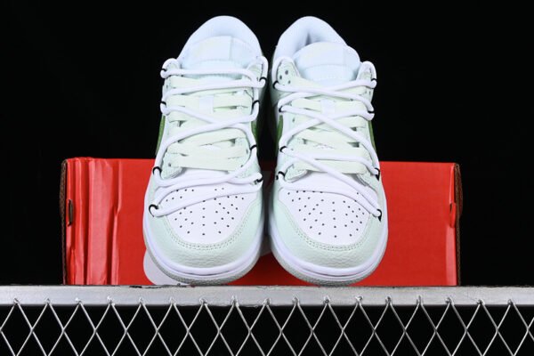 DUNK LOW NEXT NATURE WHITE_GREEN