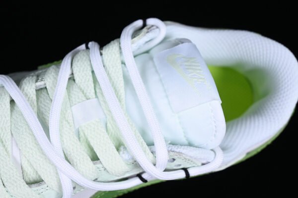 DUNK LOW NEXT NATURE WHITE_GREEN