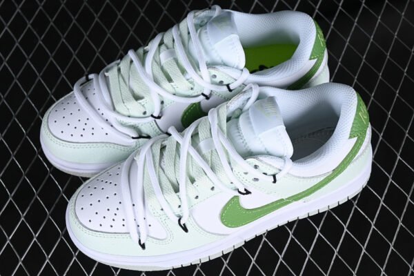 DUNK LOW NEXT NATURE WHITE_GREEN
