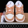 DUNK LOW PRO ISO SB LIGHT COGNAC_LIGHT COGNAC_WHITE