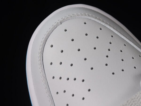 DUNK LOW LIGHT BONE_LIGHT BLUE
