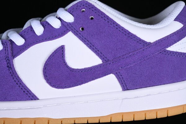DUNK LOW SB COURT PURPLE_COURT PURPLE_WHITE_GUM LIGHT BROWN